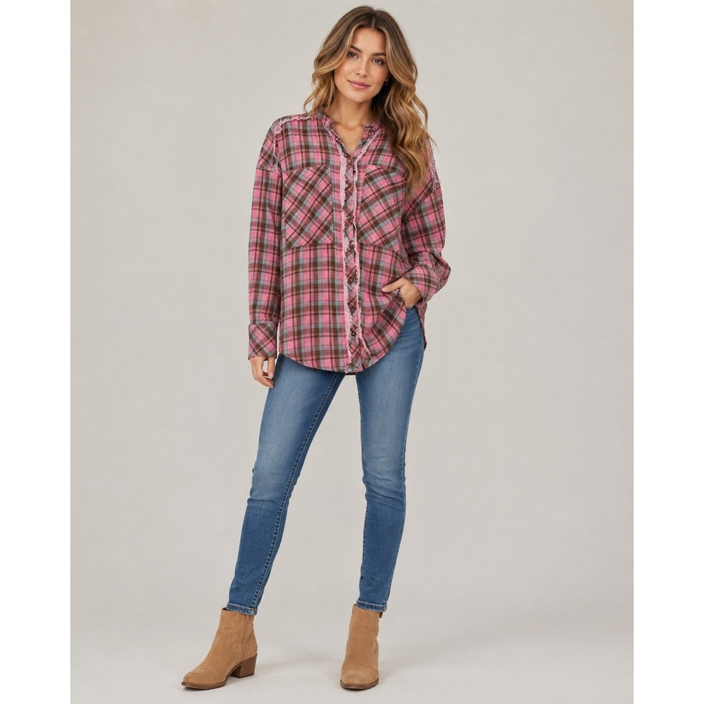 Davi & Dani Plaid Distressed Button Front Flannel Shirt Womens Small Pink Brown